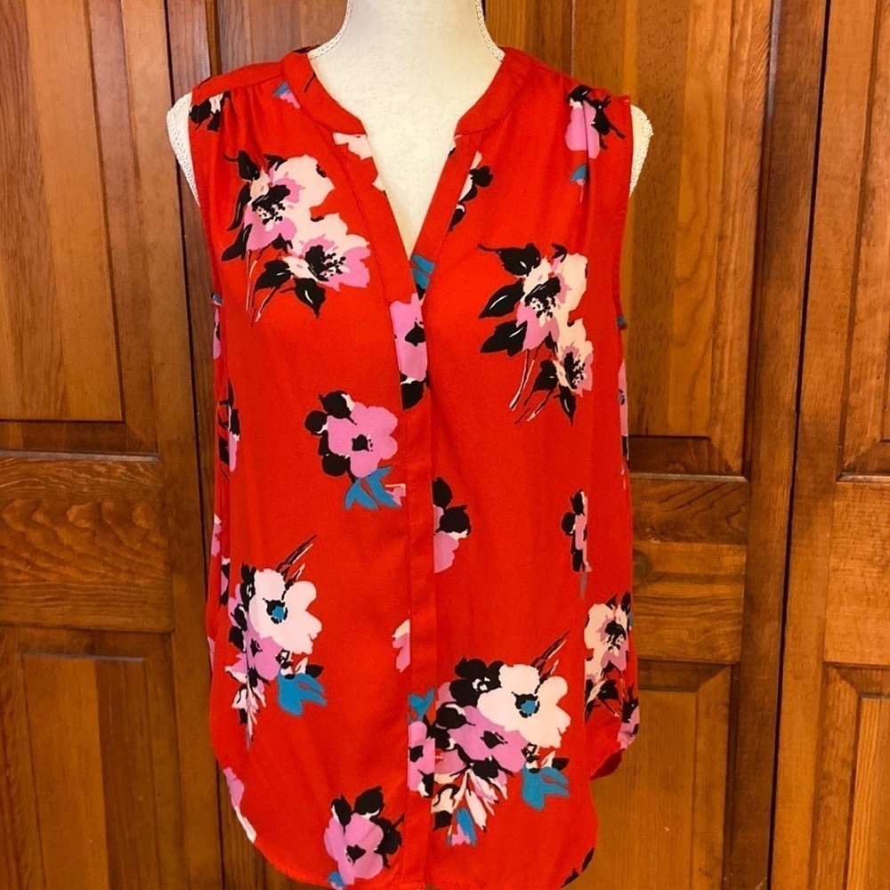 Chelsea & Theodore Red Floral Paisley Sleeveless Blouse Hi-Low NWT S